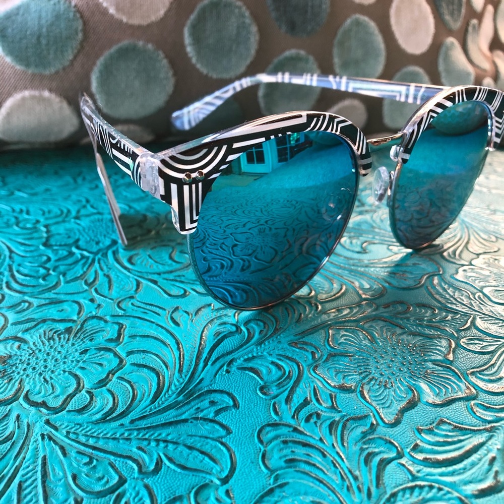 Perverse sunglasses